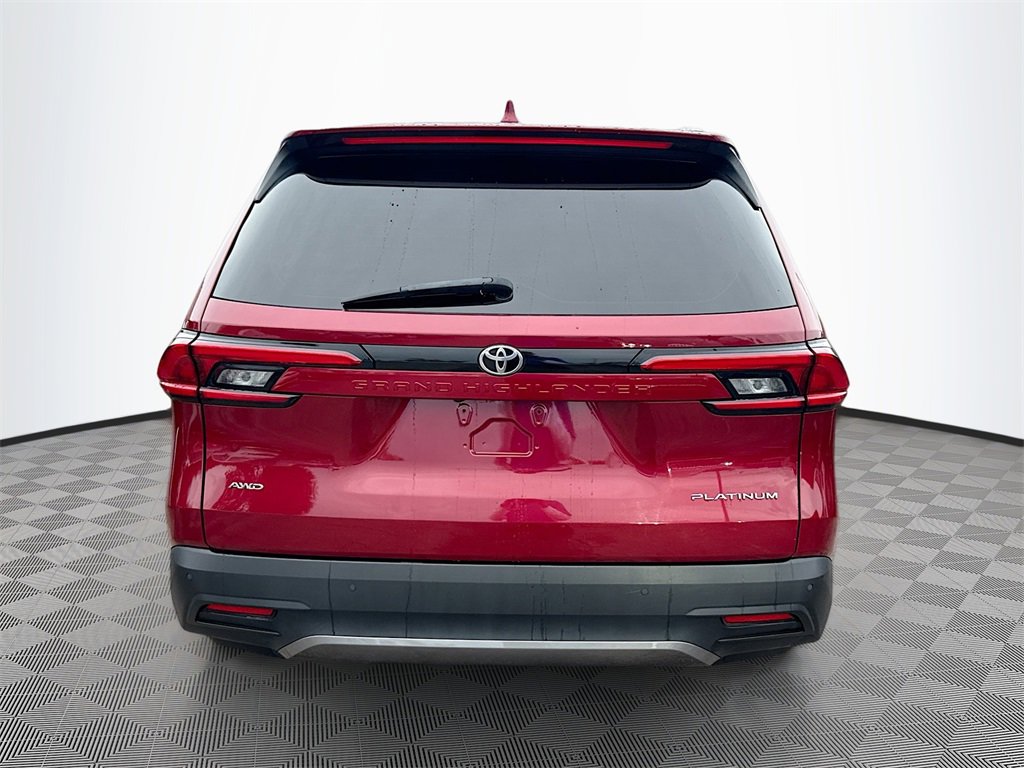 Used 2024 Toyota Grand Highlander Platinum image 7