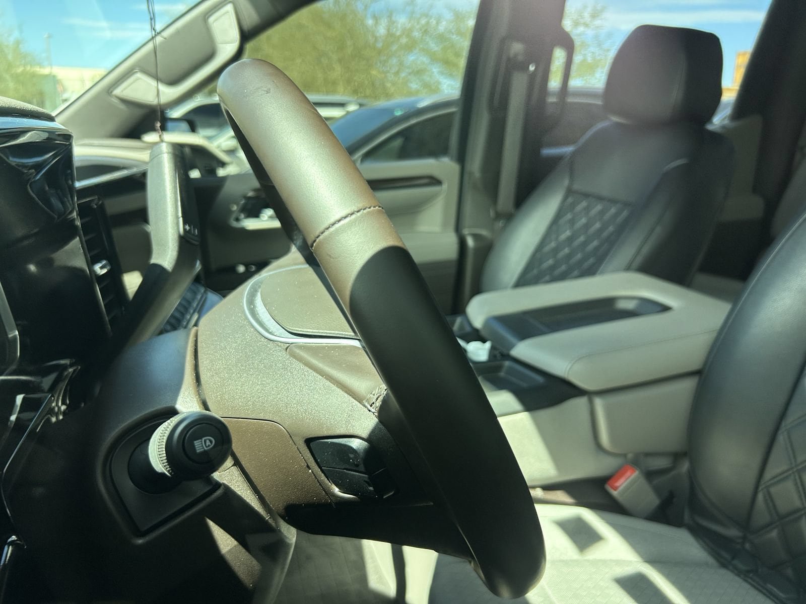 Used 2026 GMC Sierra 1500 SLE RWD image 10