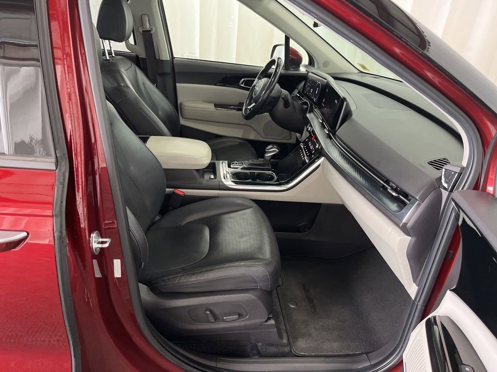 Used 2022 Kia Carnival SX Prestige FWD image 25