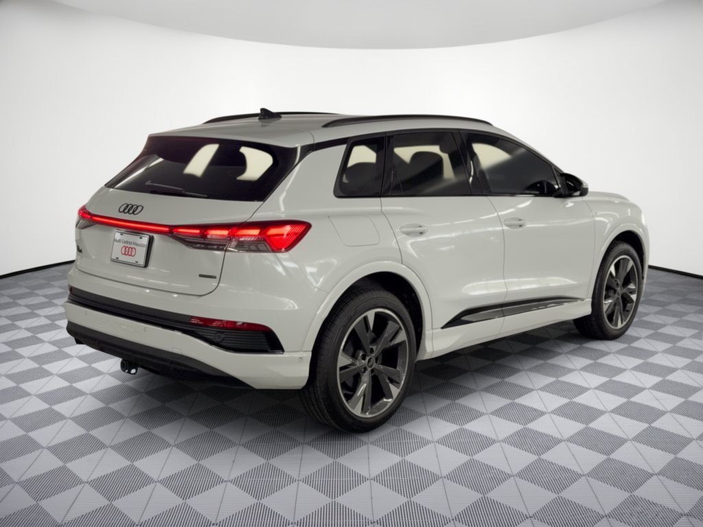 Used 2024 Audi Q4 e-tron Premium Plus AWD/4WD image 9