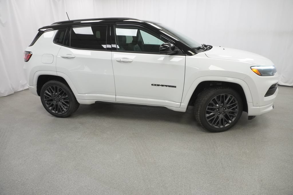 Certified 2023 Jeep Compass High Altitude w/ Driver Assist Group I AWD/4WD image 17