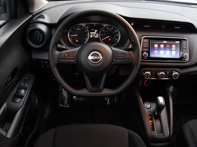 Certified 2025 Nissan Kicks Play S FWD image 16