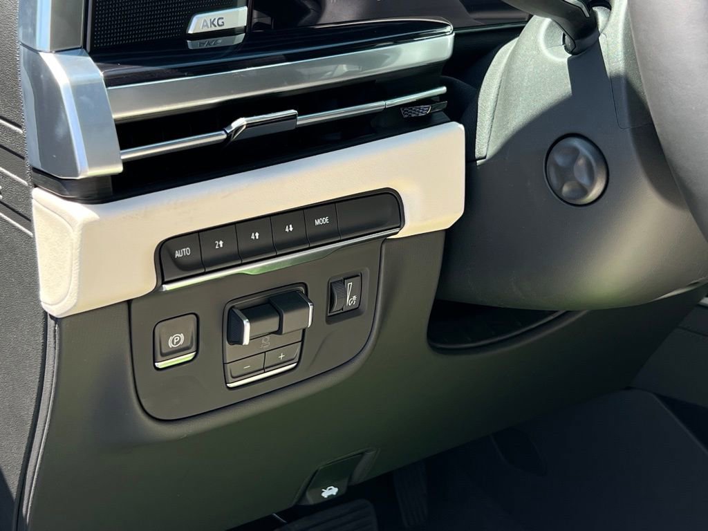 New 2026 Cadillac Escalade Sport image 9