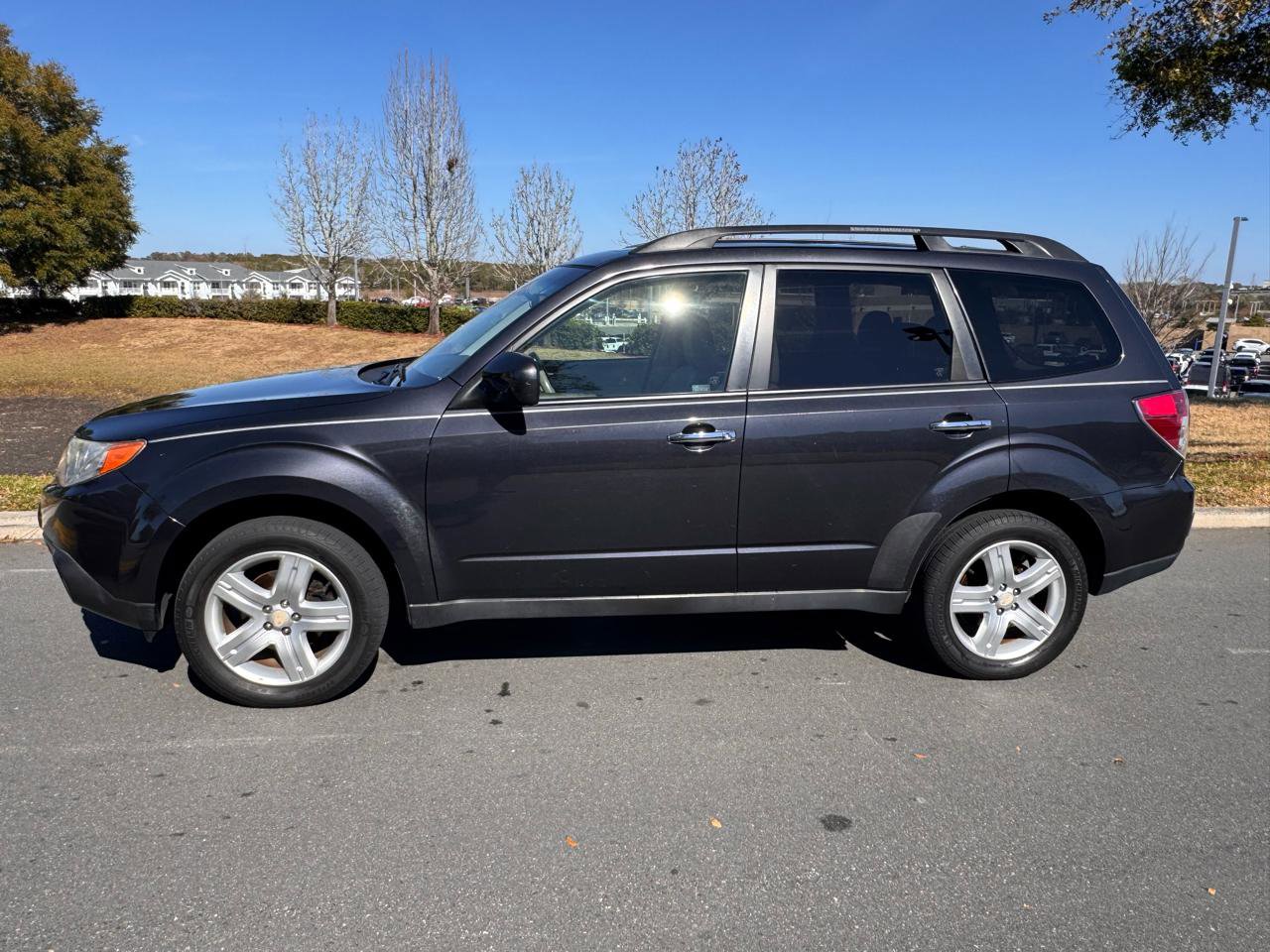 Used 2010 Subaru Forester 2.5X Limited w/ Popular Equipment Group 5B image 6