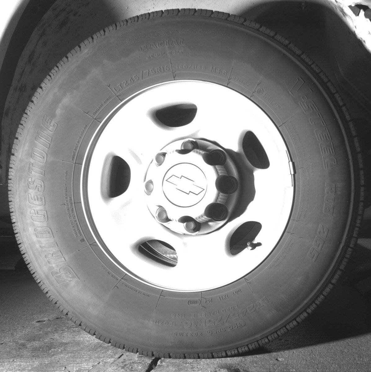 Used 2023 Chevrolet Express 3500 LS image 13