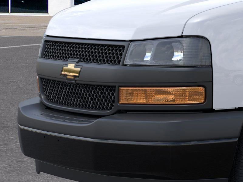New 2026 Chevrolet Express 2500 Extended w/ Driver Convenience Package RWD image 17