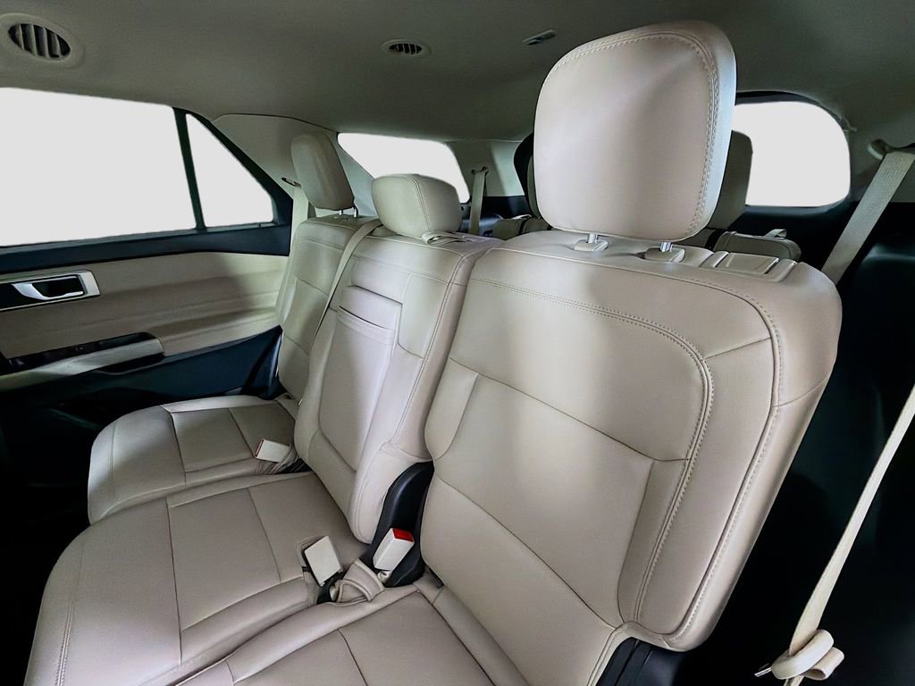 Used 2023 Ford Explorer XLT w/ Equipment Group 202A image 22