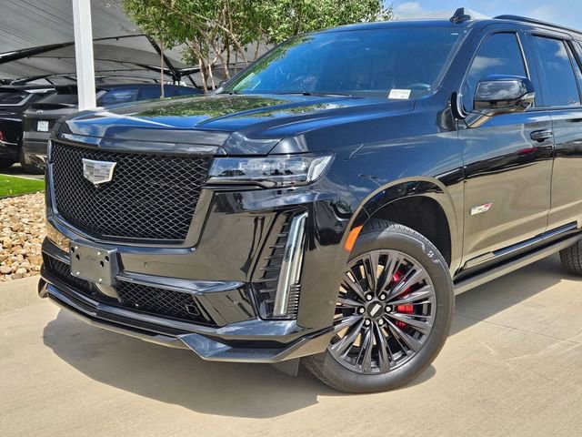 Certified 2024 Cadillac Escalade V w/ LPO, ONYX Package AWD/4WD image 6