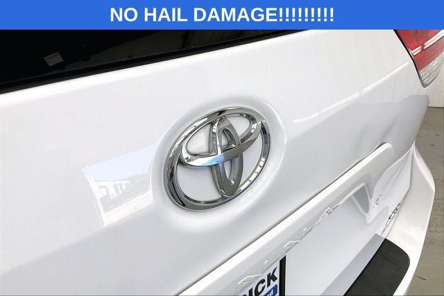 Used 2012 Toyota Sienna XLE w/ Entertainment Pkg FWD image 32