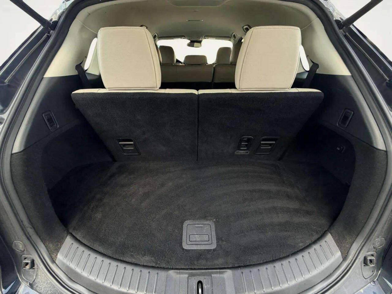 Used 2018 MAZDA CX-9 Touring FWD image 5