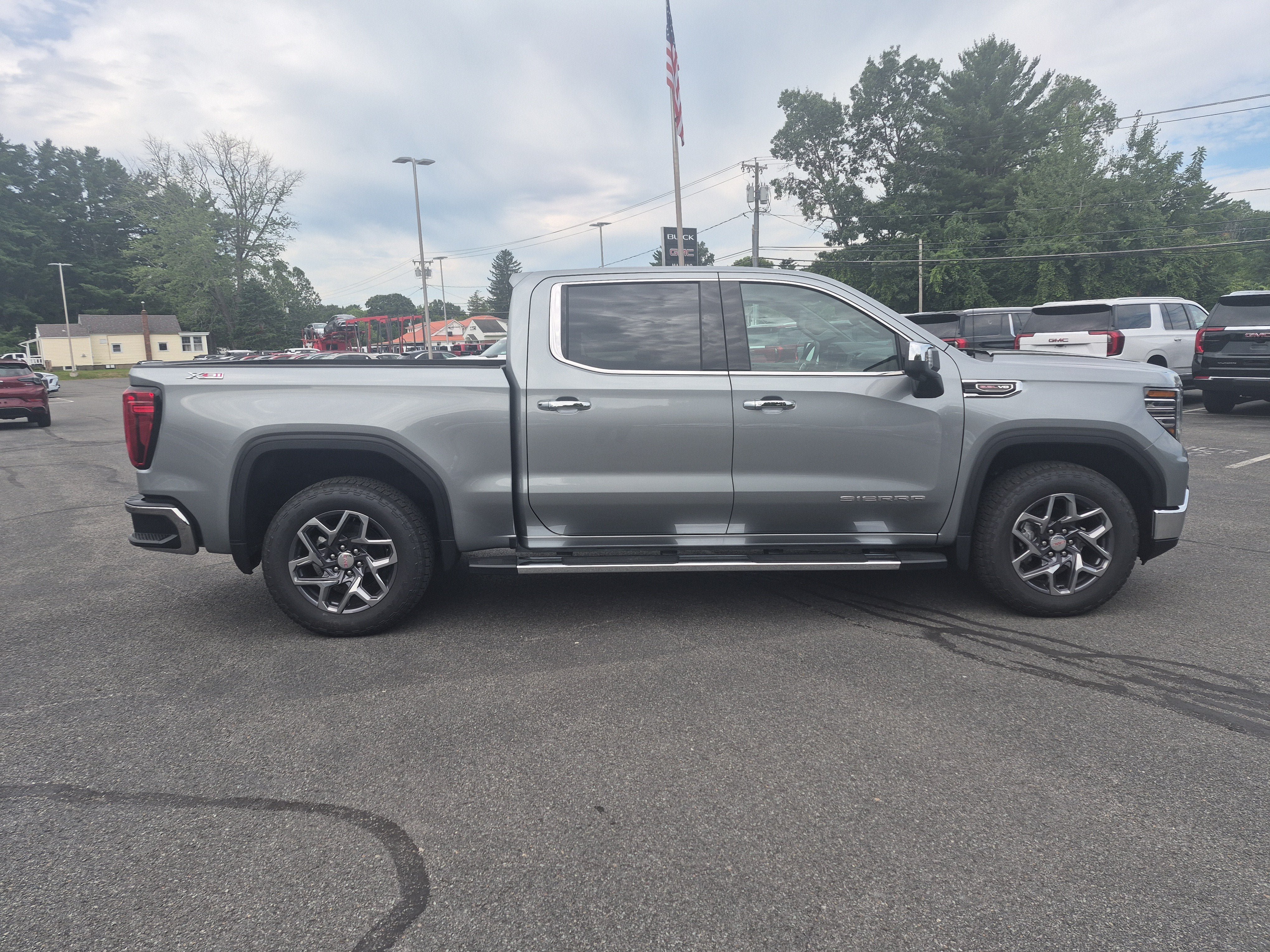 Used 2026 GMC Sierra 1500 SLT w/ SLT Premium Plus Package AWD/4WD image 21