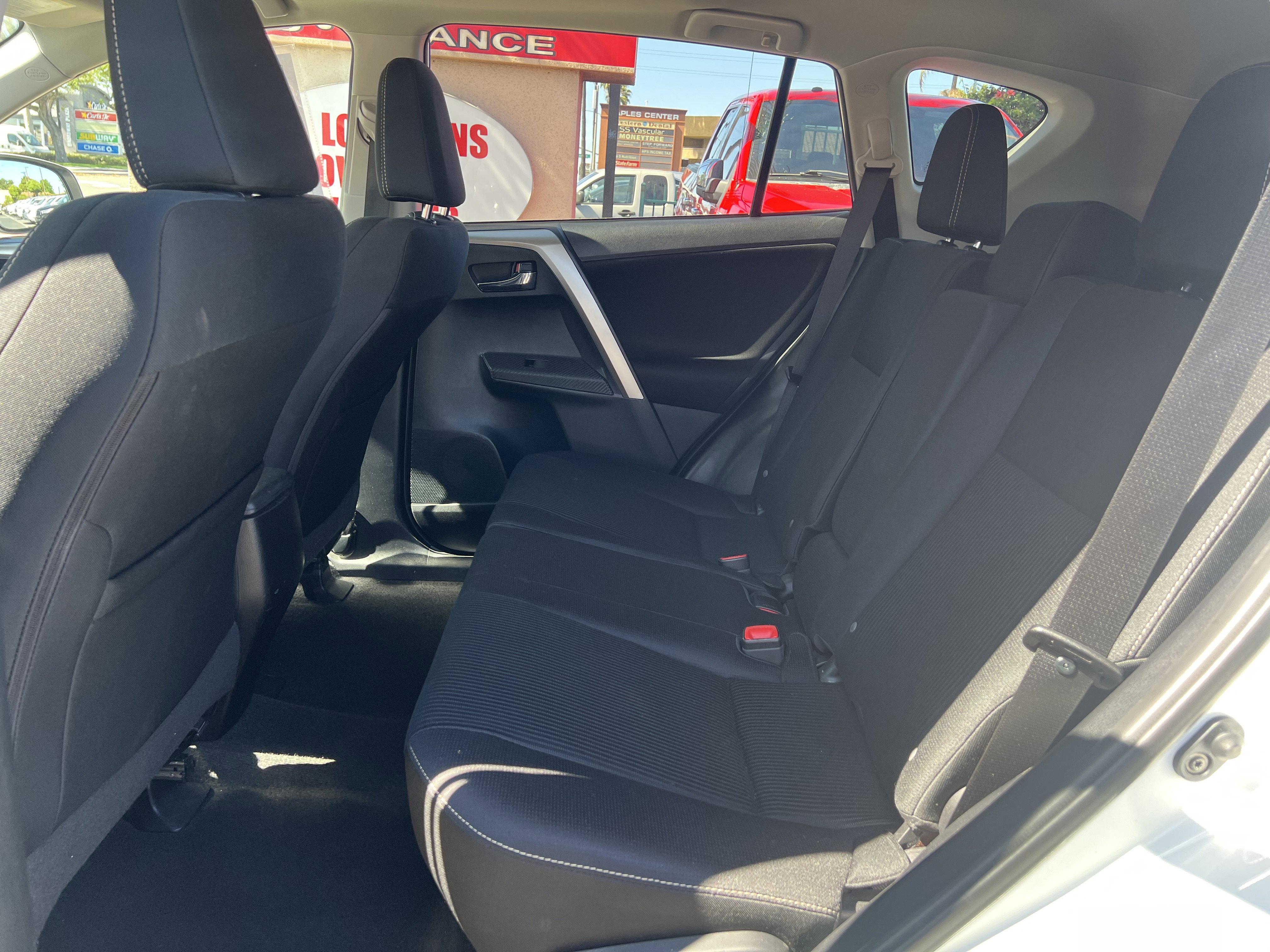 Used 2015 Toyota RAV4 XLE image 12