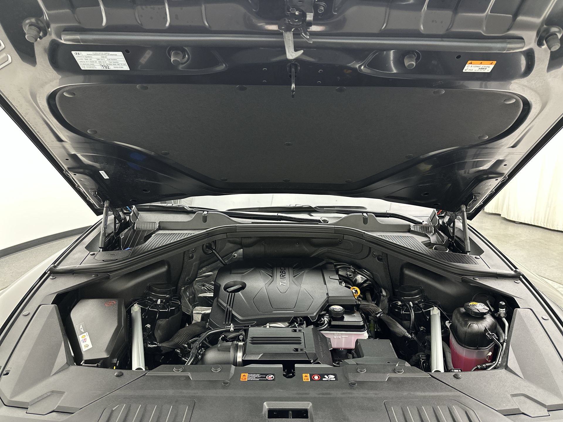 Certified 2026 Genesis GV80 2.5T Select AWD/4WD image 26
