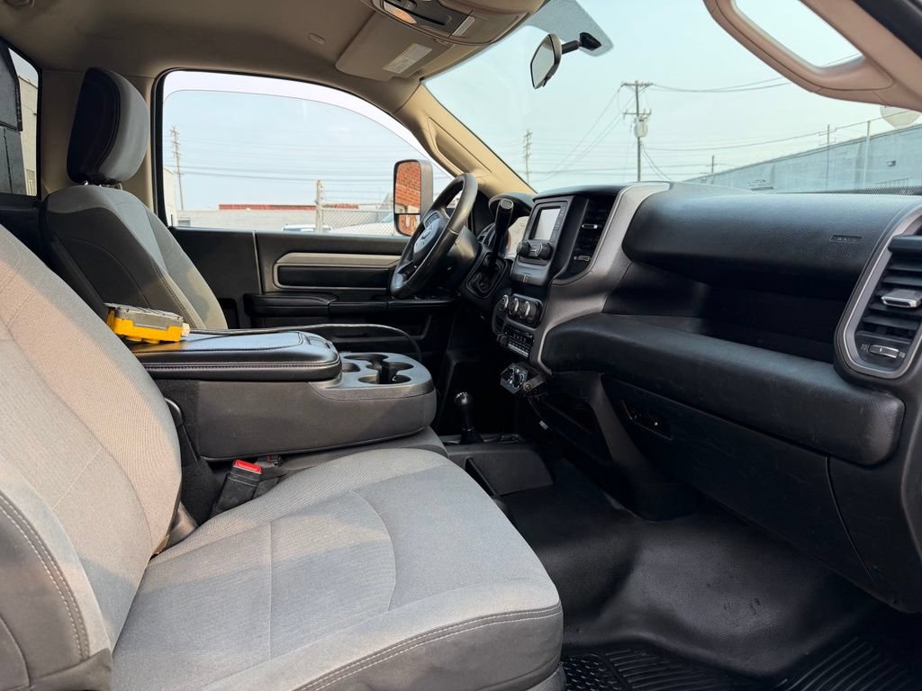 Used 2019 RAM 5500 Tradesman AWD/4WD image 15