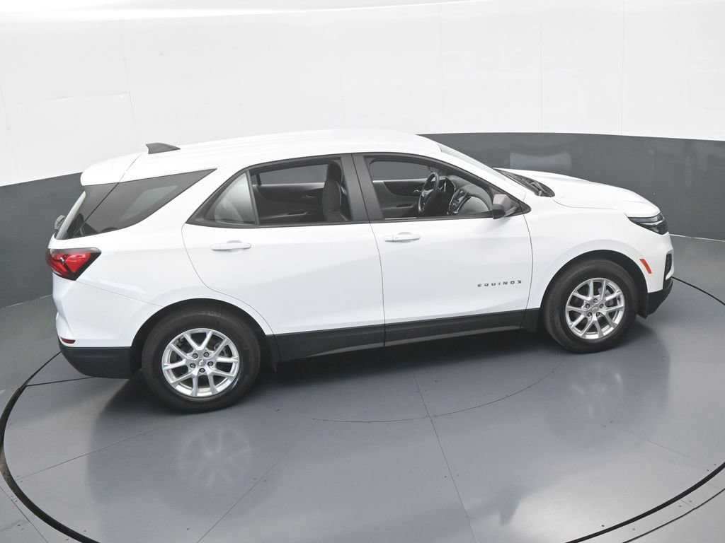 Used 2024 Chevrolet Equinox LS FWD image 46