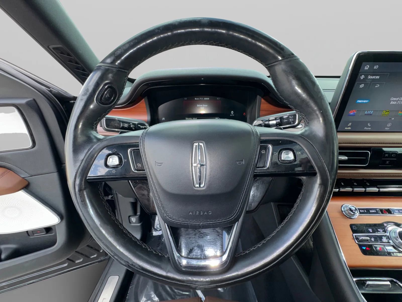 Used 2020 Lincoln Aviator Reserve w/ Equipment Group 201A AWD/4WD image 21