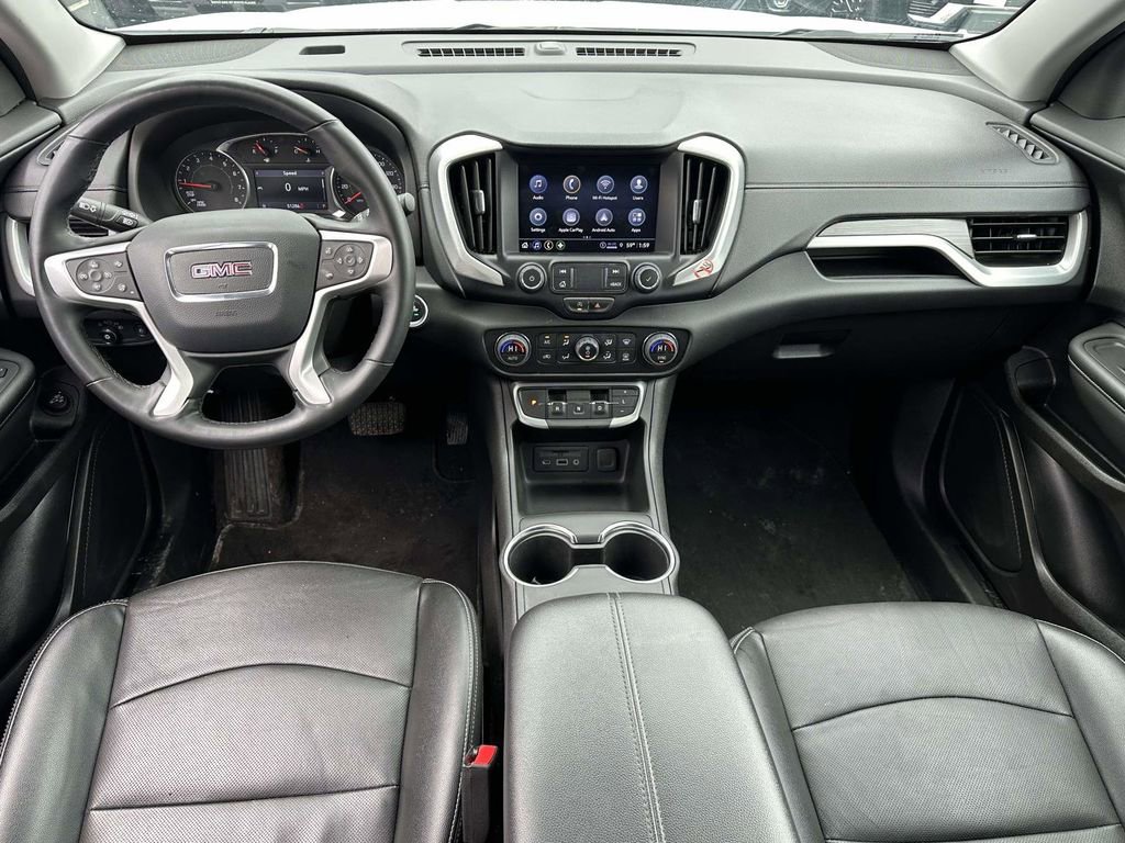 Used 2024 GMC Terrain SLT image 19