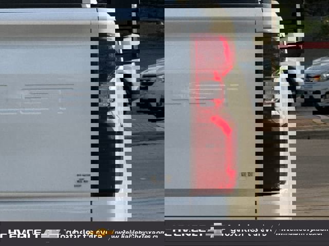 Used 2024 Chevrolet Silverado 2500 LT w/ Convenience Package AWD/4WD image 8