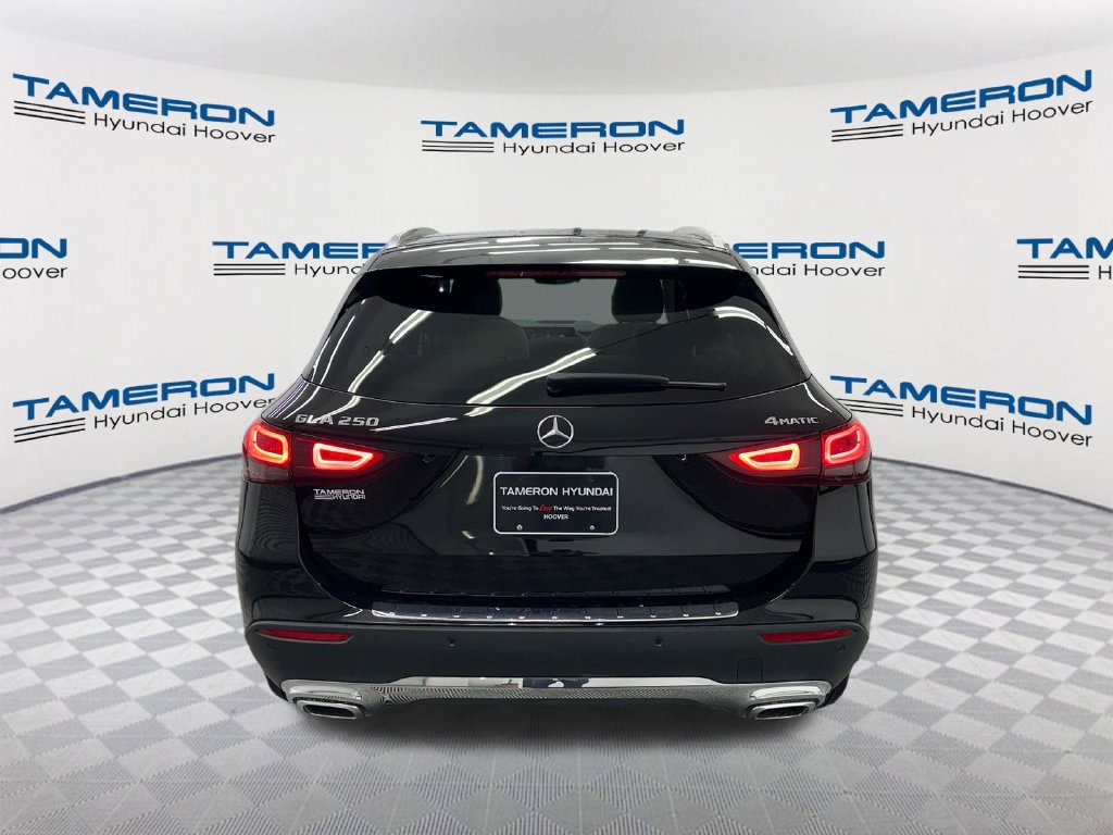 Used 2023 Mercedes-Benz GLA 250 4MATIC w/ Premium Package image 4
