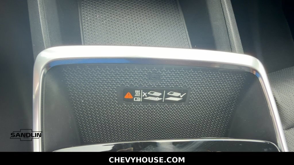 New 2027 Chevrolet Equinox LT w/ Convenience Package II FWD image 31