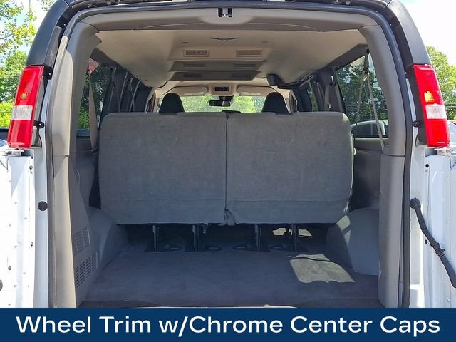Used 2025 Chevrolet Express 3500 LT w/ LT Preferred Equipment Group RWD image 32