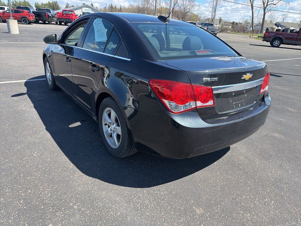 Used 2016 Chevrolet Cruze LT w/ Sun And Sound Package FWD image 5
