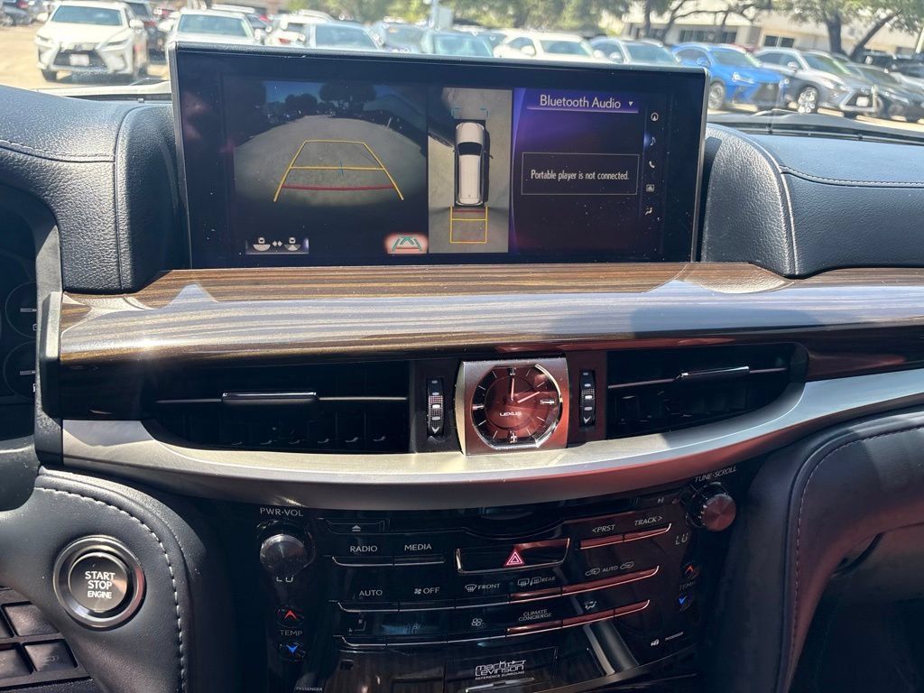 Used 2021 Lexus LX 570 4WD w/ Sport Package image 15