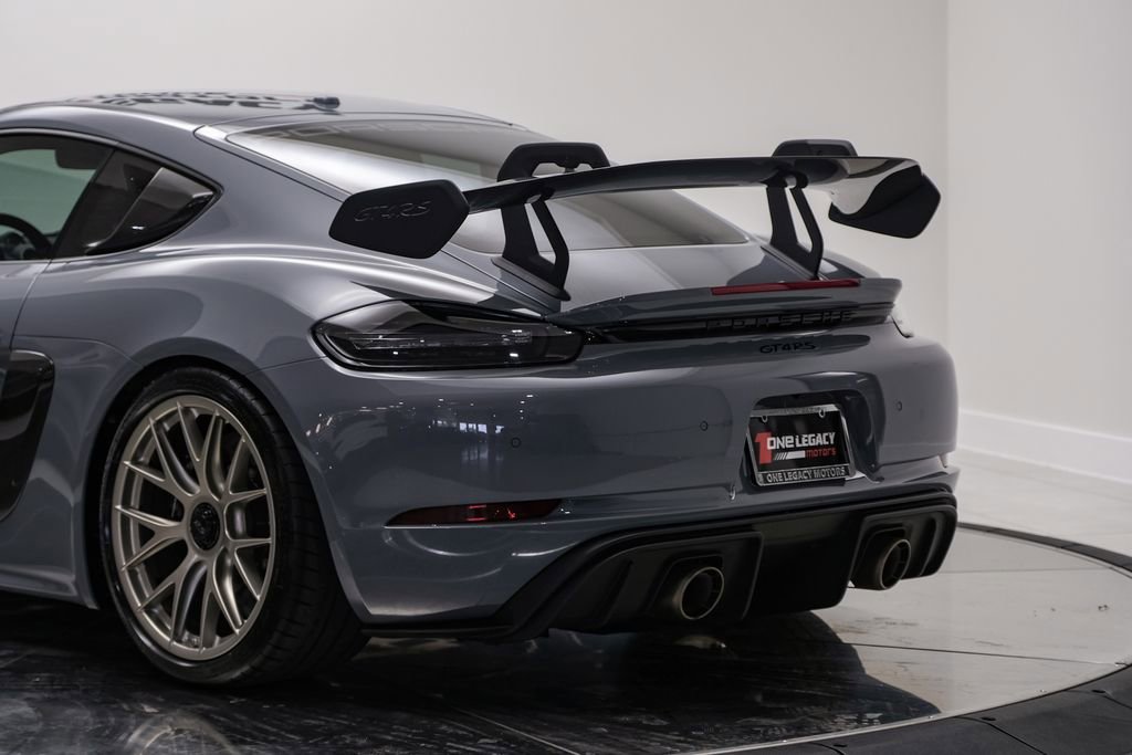 Used 2025 Porsche 718 Cayman GT4 RS w/ Weissach Package RWD image 13