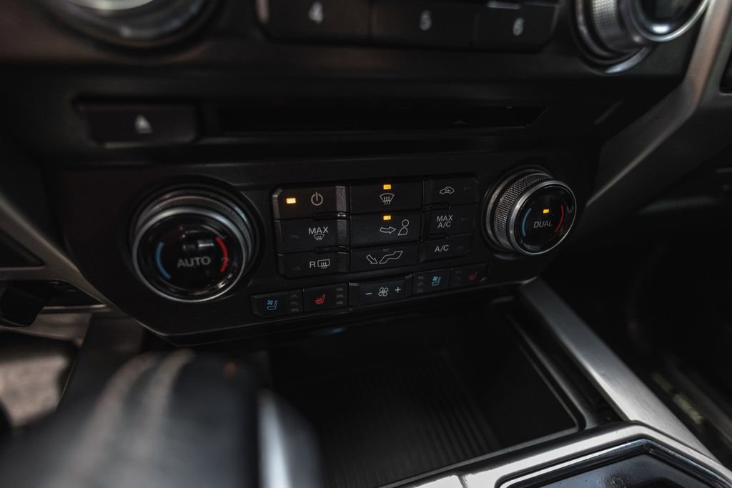 Used 2018 Ford F150 Platinum w/ Technology Package AWD/4WD image 20