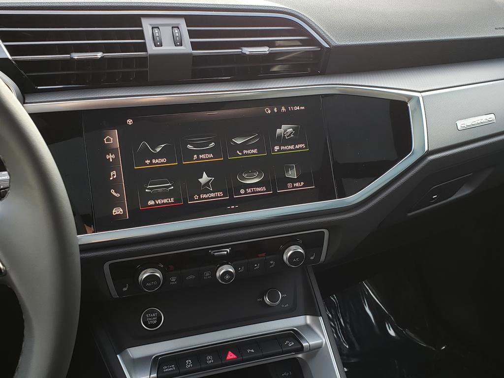 New 2025 Audi Q3 2.0T Premium image 11