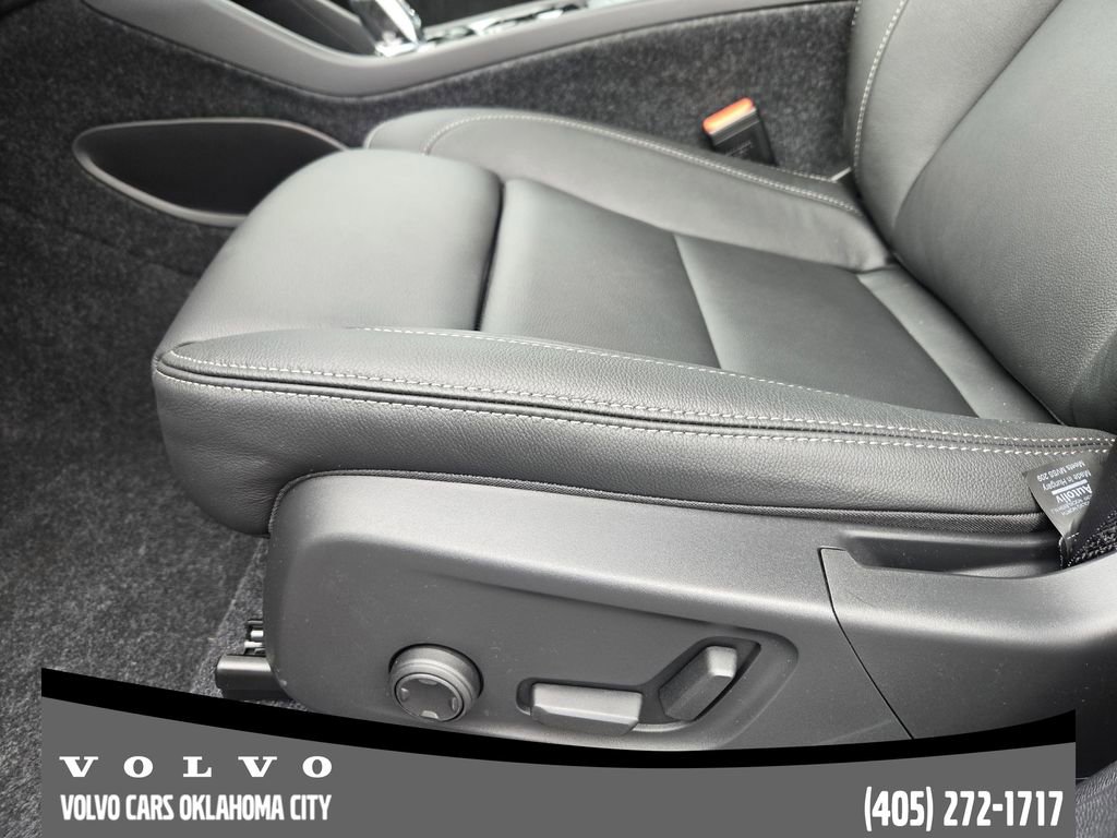 New 2026 Volvo XC40 B5 Plus w/ Protection Package Premier image 23