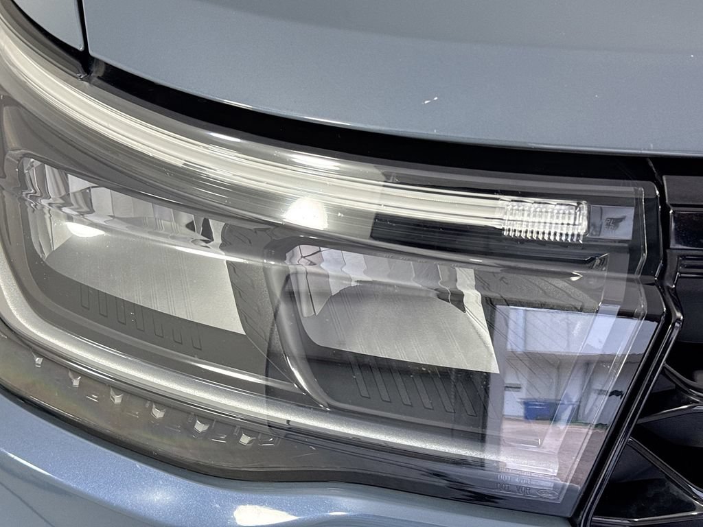 Used 2025 Ford Explorer ST AWD/4WD image 41