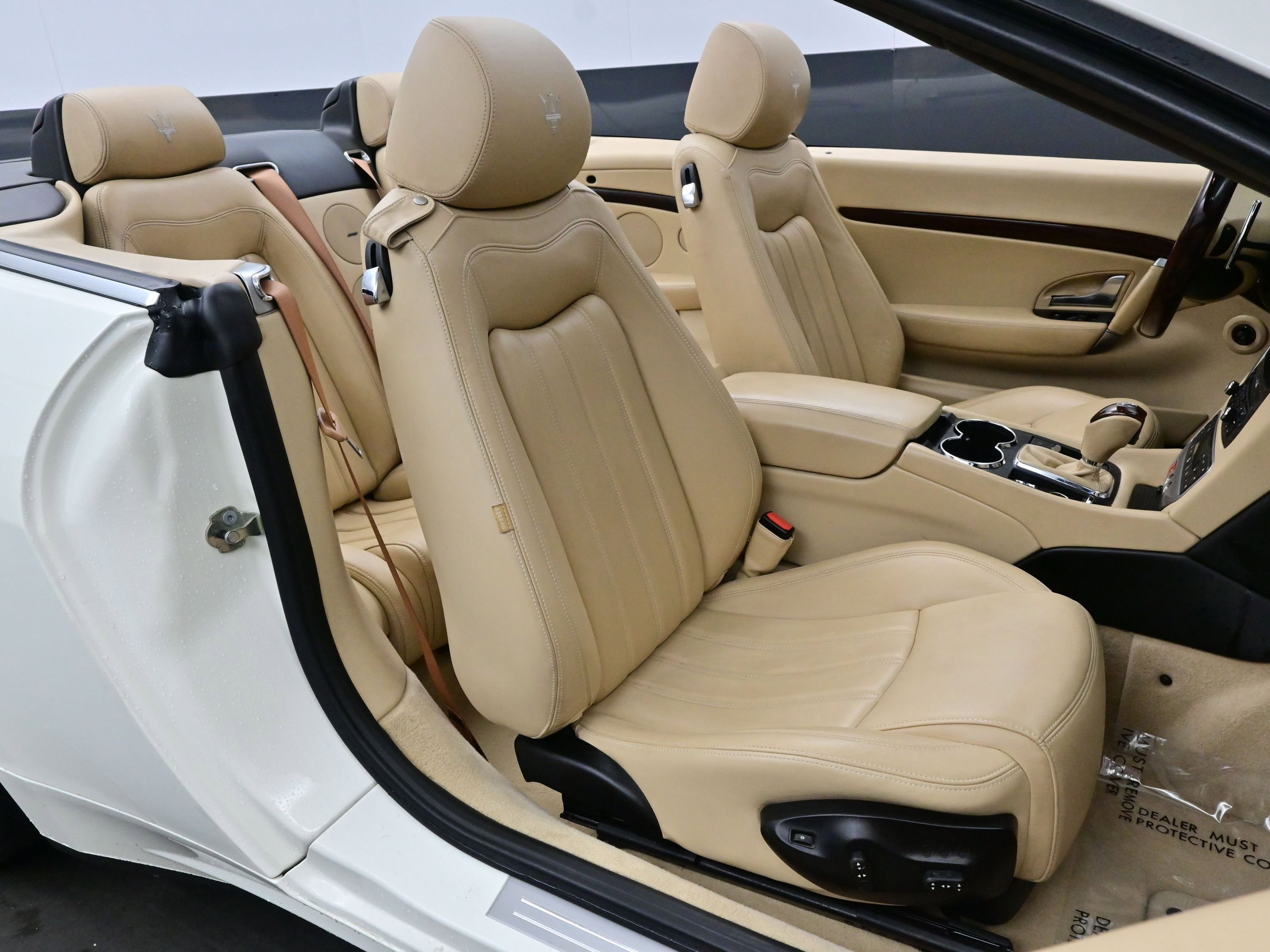 Used 2013 Maserati GranTurismo Sport image 11