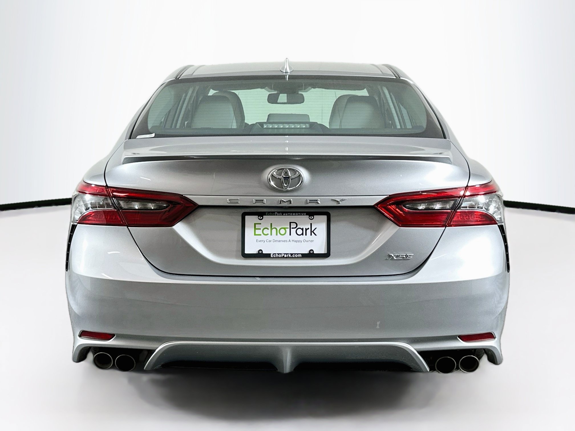 Used 2024 Toyota Camry XSE FWD image 7
