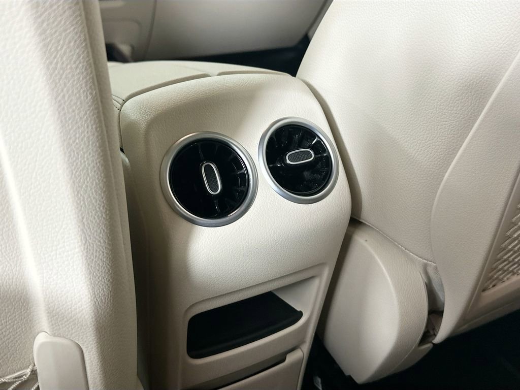 Certified 2023 Mercedes-Benz GLA 250 4MATIC image 23