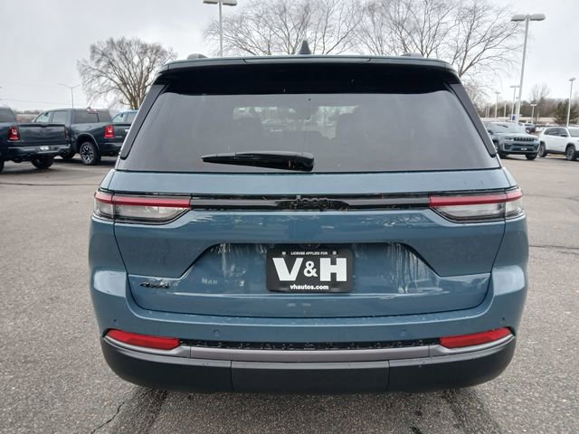 New 2026 Jeep Grand Cherokee Limited w/ Limited Altitude Package image 4