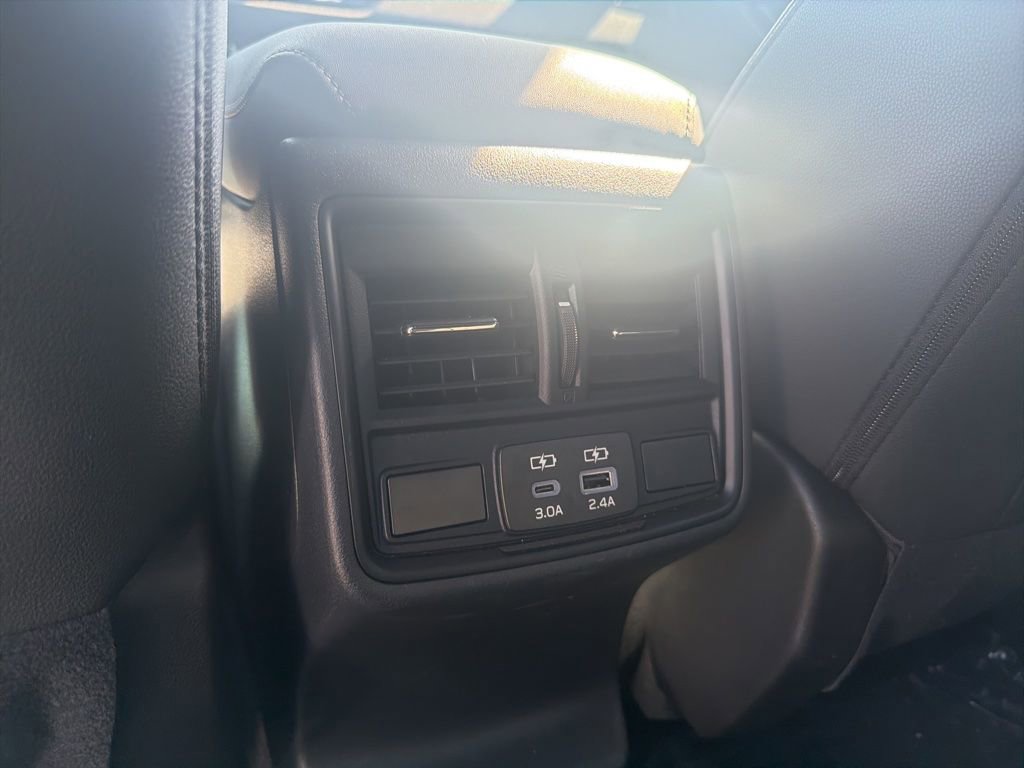 Used 2026 Subaru Outback Premium image 18