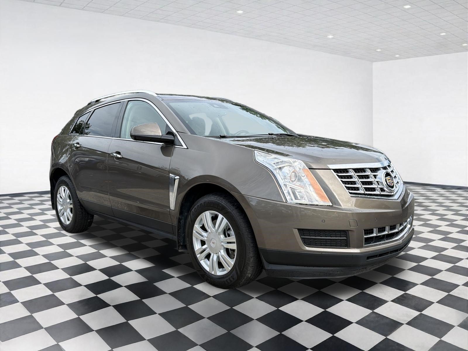 Used 2016 Cadillac SRX Luxury w/ Driver Awareness Package FWD image 3