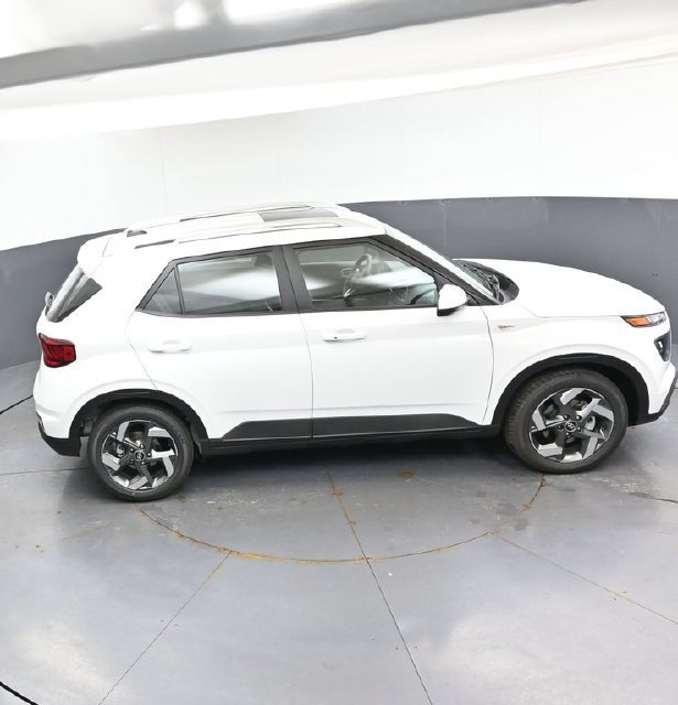 New 2026 Hyundai Venue SEL FWD image 51
