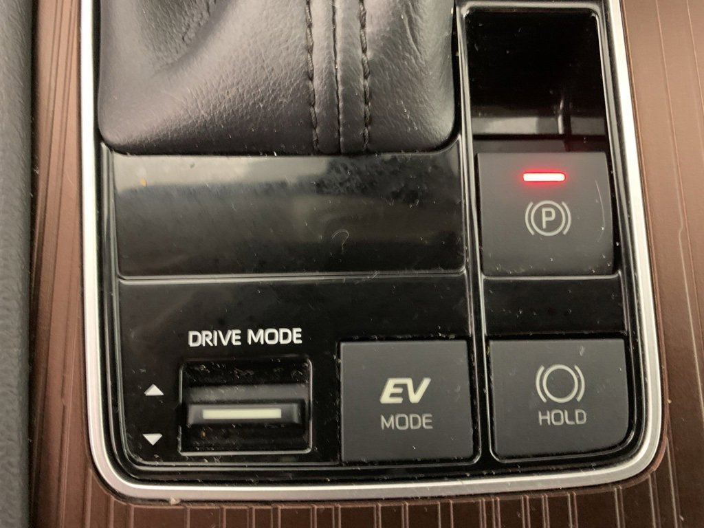 Used 2021 Toyota Sienna XLE image 29