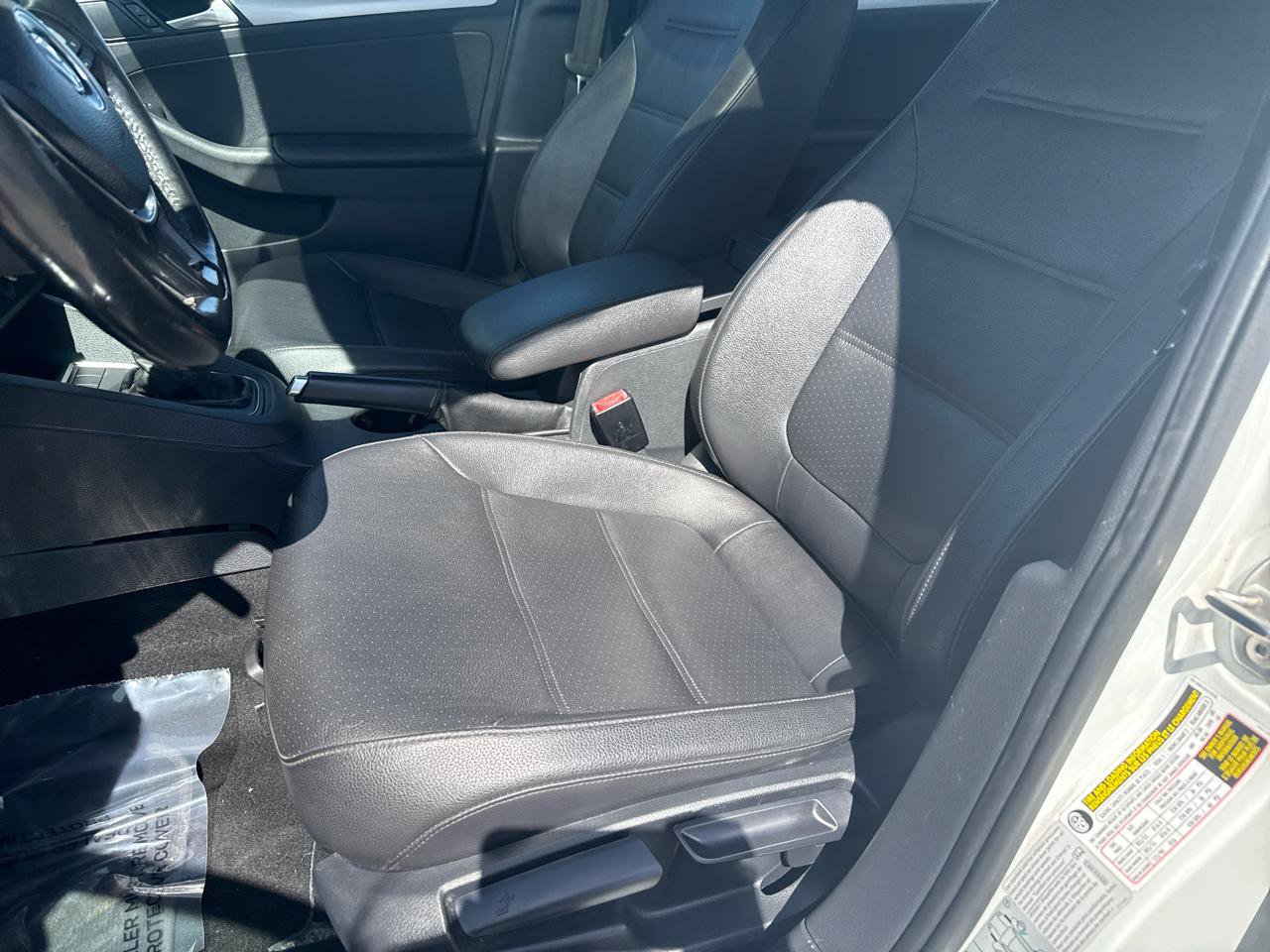 Used 2017 Volkswagen Jetta SE image 10