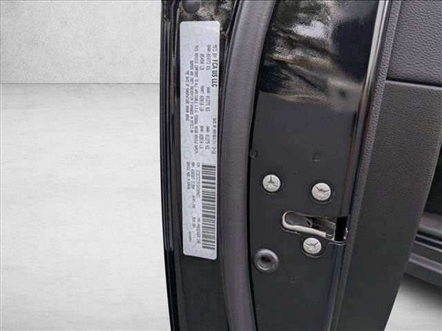 Used 2016 Dodge Challenger SRT Hellcat image 29