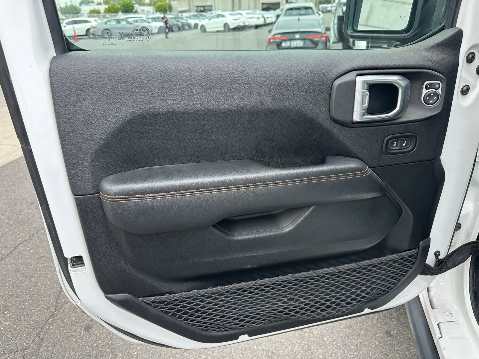 Used 2021 Jeep Gladiator Mojave AWD/4WD image 5