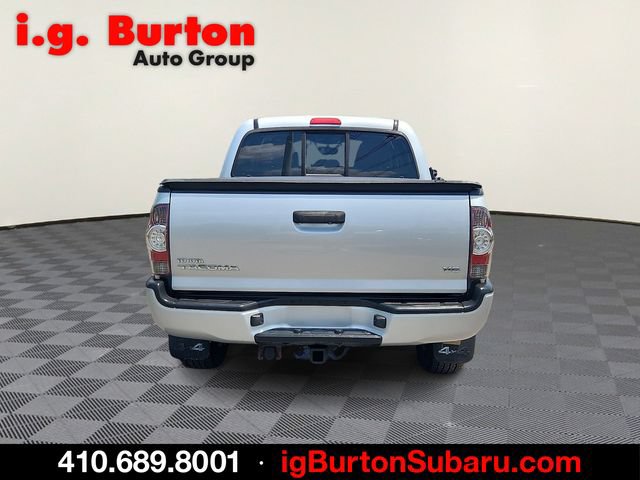 Used 2013 Toyota Tacoma 4x4 Double Cab w/ TRD Sport Pkg image 5