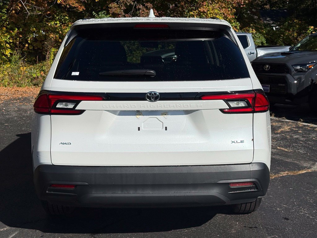 Certified 2026 Toyota Grand Highlander AWD image 6