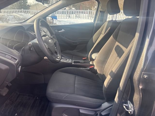 Used 2016 Ford Focus SE image 11