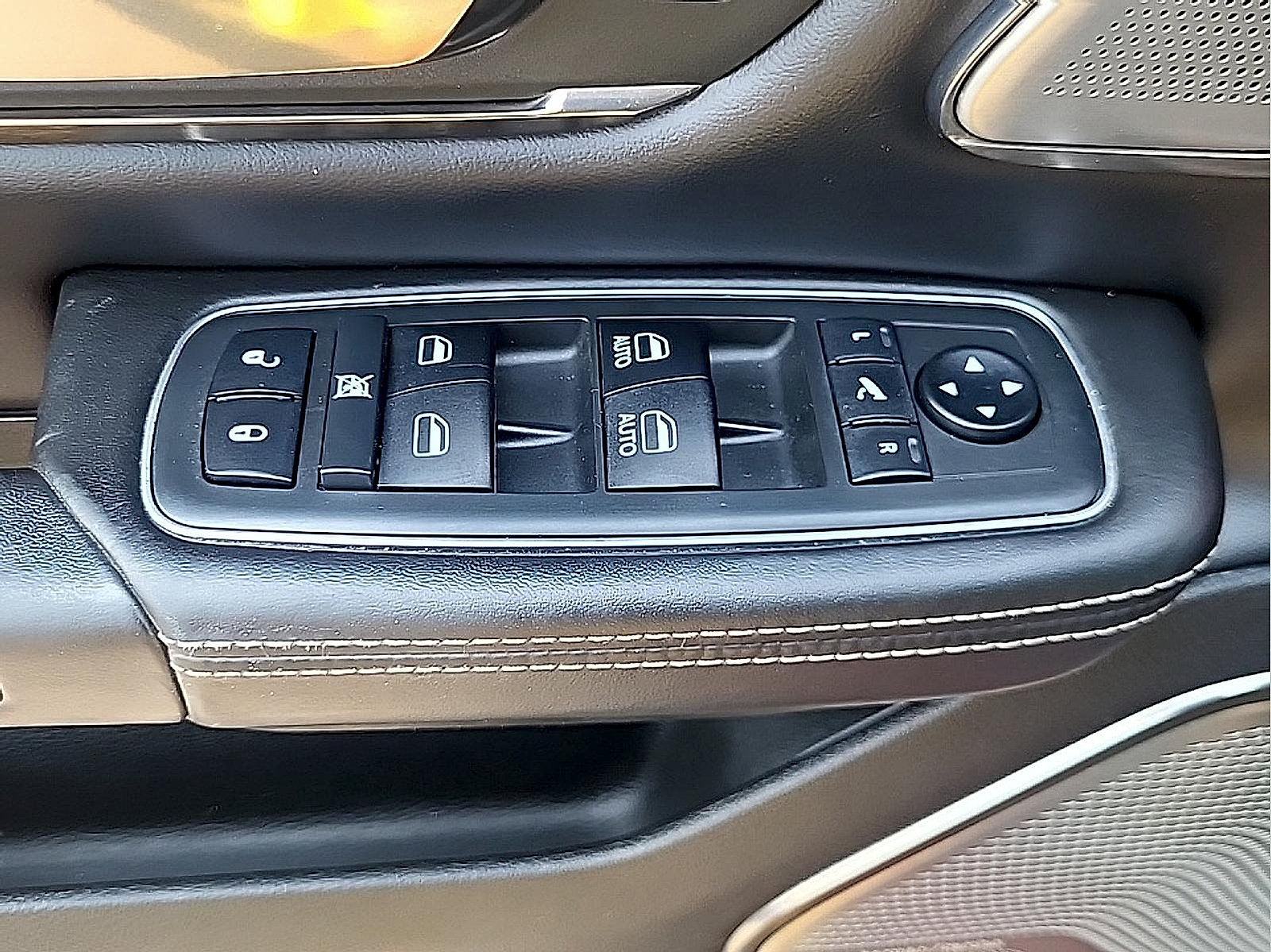 Used 2019 RAM 1500 Limited AWD/4WD image 15