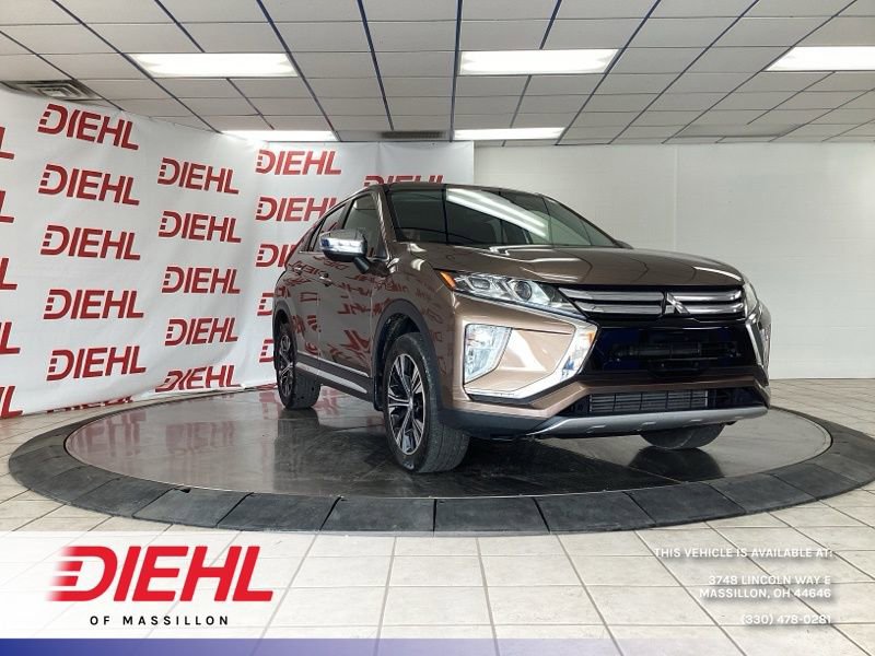 Used 2018 Mitsubishi Eclipse Cross SE video 1
