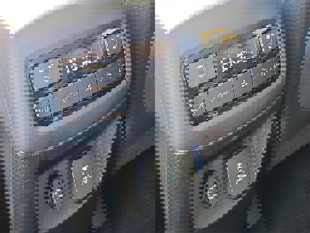 Used 2021 Hyundai Palisade SEL w/ Premium Package image 28