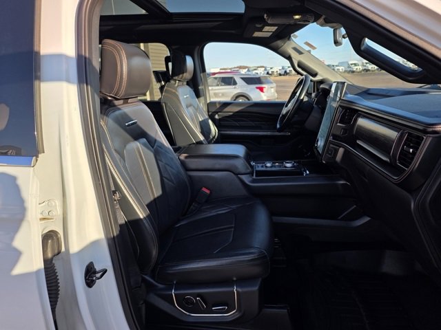 Used 2022 Ford Expedition Max Platinum image 7